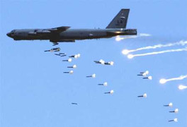 Video: Lưới lửa phòng không dày đặc Hà Nội hạ B-52