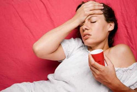 Dùng ích mẫu phá thai, nữ sinh băng huyết