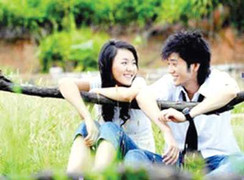 Gần 1/3 thanh niên dưới 18 tuổi từng 'quan hệ'