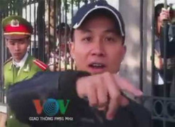 Video: Công an Hà Nội 'đau đầu' với 'tiến sĩ chém gió'