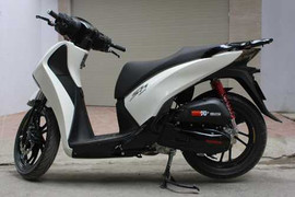 SH 150i độ kiểu mở yên xe độc đáo