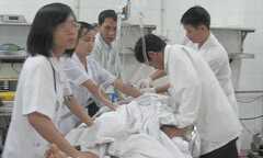 Nuốt đinh vít gây xẹp phổi, bé 2 tuổi tử vong