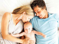 Bố mẹ say bí tỉ đè chết con 2 tháng tuổi