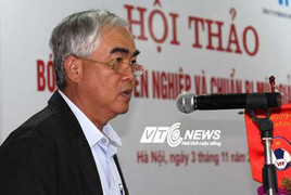 'Đừng ‘đạp’ các ông bầu xuống bùn đen!'