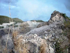 Nam công nhân tử vong trên mỏ đá