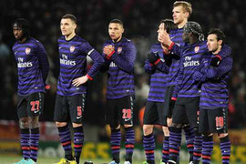 Arsenal: Kém đều 3 tuyến, không thua mới lạ!