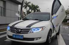 Xe giá bèo 'chơi sang' với cửa cắt kéo của Lamborghini