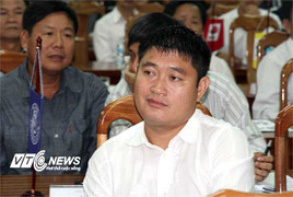 Clip: Ông bầu bỏ đi, xin đừng... trở lại