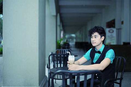 Ca sĩ hát chung với thảm họa HKT ăn theo 'Ngày tận thế'