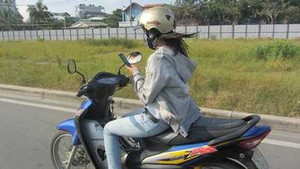 Cận cảnh 'mồi ngon' của cướp giật hung ác ở TP.HCM