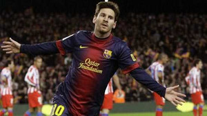 Messi ngày càng đáng sợ, Real coi như mất ngôi vô địch