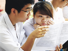 Không cơ chế hợp lý, 50.000 sinh viên phải nghỉ học?