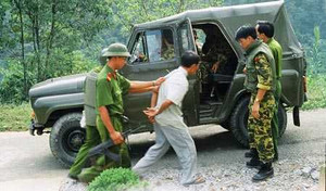 Cuộc đấu súng nghẹt thở lúc nửa đêm ở Sen Thượng