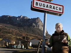 Ngôi làng được đồn là an toàn duy nhất 'ngày tận thế'