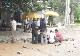 Xe tải lấn đường, chú chết thảm, cháu nguy kịch