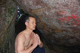 Hành trình bò lên đỉnh Fansipan để chết