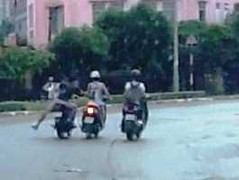 Thành lập 34 tổ công tác đặc biệt, người TP.HCM nói gì?