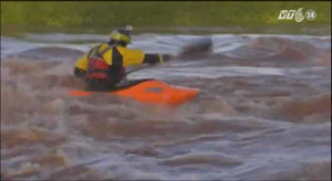 Video: Lũ lụt khủng khiếp hoành hành khắp nước Anh