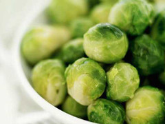 Ăn quá nhiều bắp cải, suy tim suýt chết