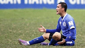 Không sang Indonesia, Công Vinh về với bầu Đức?