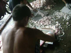 Xem làm bóng bì ở 'hang ổ' thịt thối lớn nhất miền Bắc