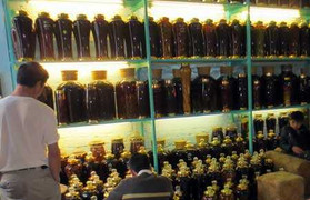 Rượu ngâm anh túc gây nghiện như dùng ma túy