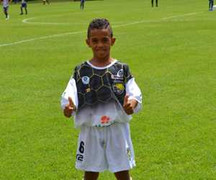 Sao nhí trình diễn kỹ thuật khiến Barca mê mệt