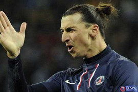 10 tình huống hài hước nhất của bóng đá thế giới 2012