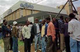 Thi tuyển CSGT làm 7 người chết