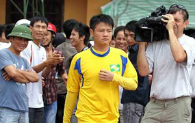 Lão thần đồng Văn Quyến và vận niên con thỏ