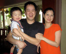 Ảnh hiếm con trai của Huy MC với vợ mới