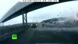 Clip: Khoảnh khắc máy bay Nga gặp nạn