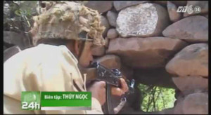 Video: Đấu súng kinh hoàng ở Kashmir