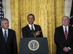 Mỹ thay người đứng đầu Lầu Năm Góc và CIA