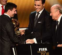 Ngắm lại giây phút đăng quang lịch sử của Messi