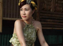 Uyên Linh đọ dáng Hà Tăng trong 'Mỹ nhân kế'