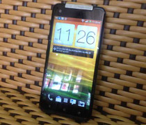 'Hàng khủng' HTC Butterfly về Việt Nam