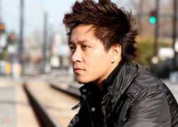 Mải chạy sô, Tuấn Hưng bị buộc thôi học?