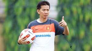 Vị trí HLV ĐTQG: Hoàng Anh Tuấn trở lại đường đua