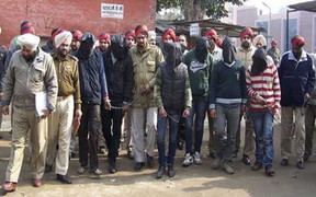 Lại một vụ hãm hiếp tập thể gây chấn động Ấn Độ