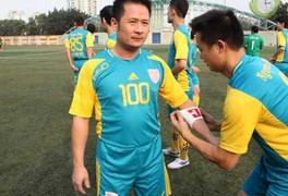 Video: Đá giao hữu, Thành Lương thua Bằng Kiều