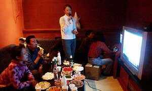 Uống rượu tại phòng karaoke sẽ bị phạt 3 triệu đồng