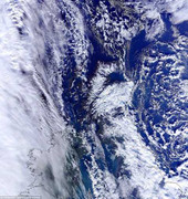 Bức tranh bão tuyết nhìn từ vệ tinh xôn xao cư dân mạng