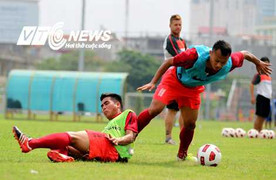 Công Vinh giá 500 triệu, hạ thấp bóng đá VN?