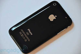 iPhone 'siêu rẻ' có khác bản cao cấp?