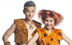 Mỹ nhân 'Scandal' hoá thân thành người tiền sử