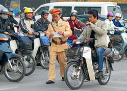 CSGT nào được dừng xe?