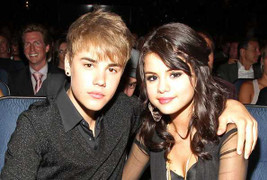 Selena Gomez: 'Đúng, tôi đã chia tay Justin Bieber'