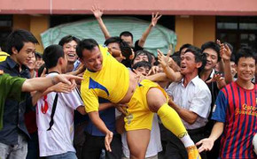 Bầu Thụy ra Vinh đàm phán với Trọng Hoàng