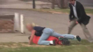 Giả làm tù nhân trốn trại và kết cục ngớ ngẩn